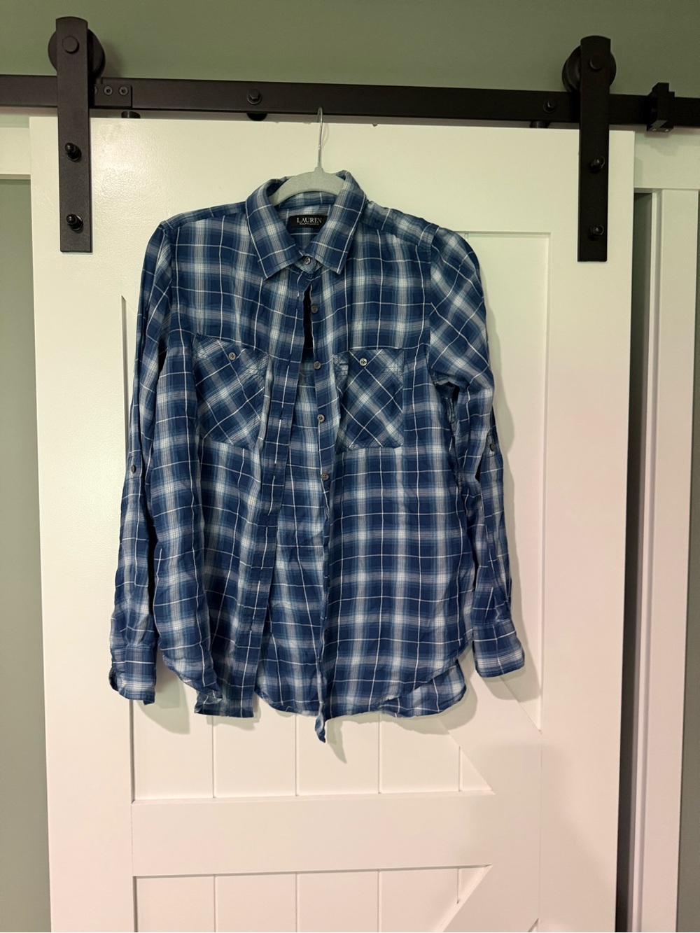 Ralph Lauren Blue Plaid 100% cotton Button-Up Shirt size medium!